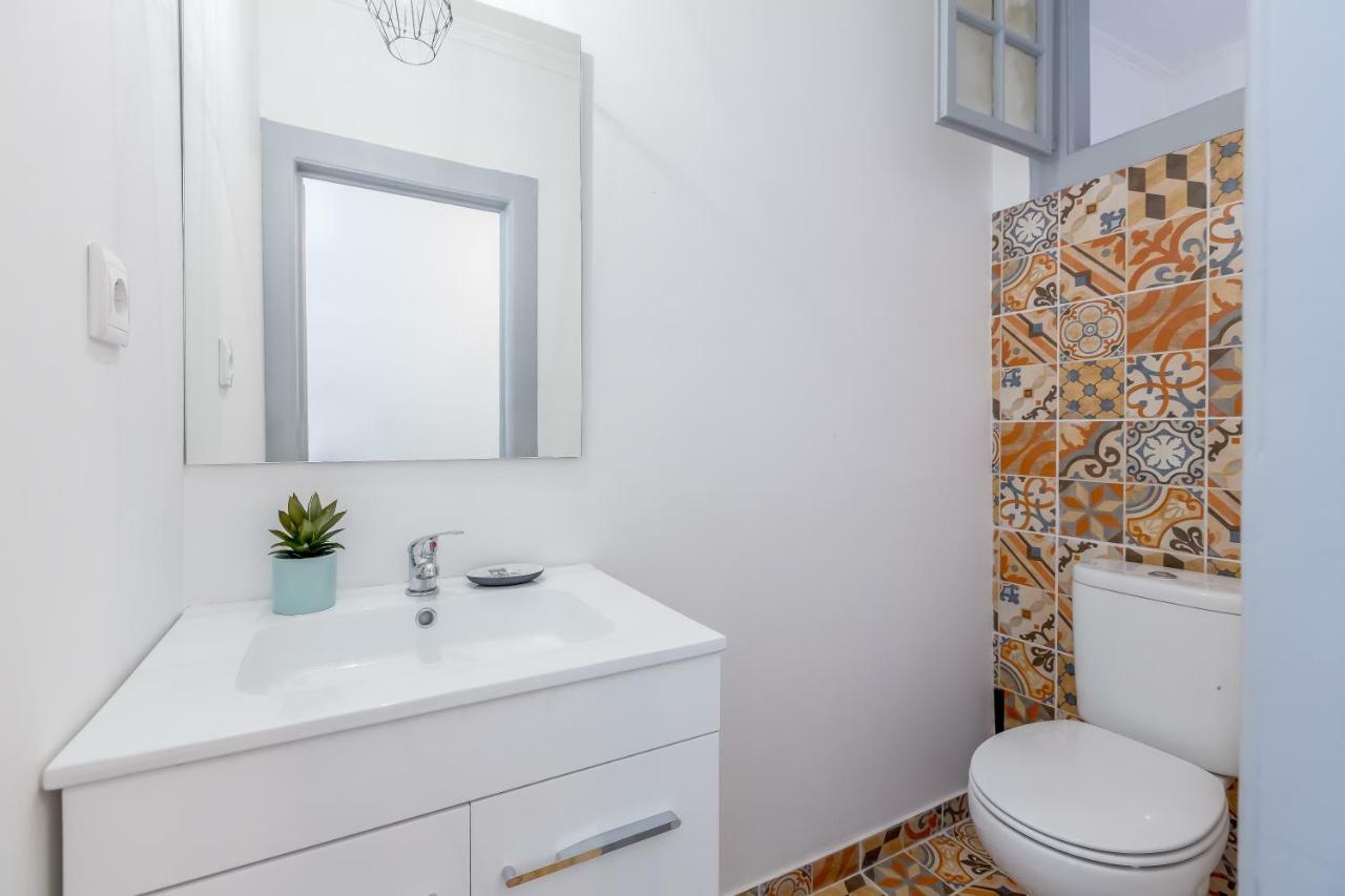Lejlighed Alfama, Bright And Spacious With Private Terrace, By Timecooler *