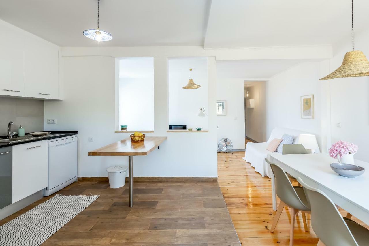 Lejlighed Alfama, Bright And Spacious With Private Terrace, By Timecooler